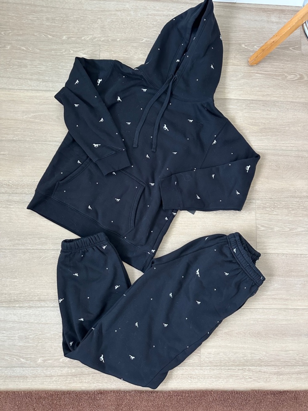 Brunette The Label Horse Print Sweat Set